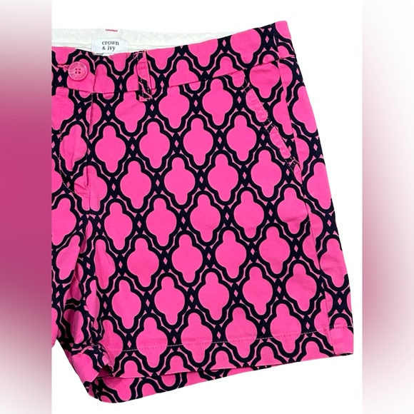 Crown & Ivy Pink Navy Geometric Print Shorts Women’s Size 8 Preppy Summer - Picture 4 of 9